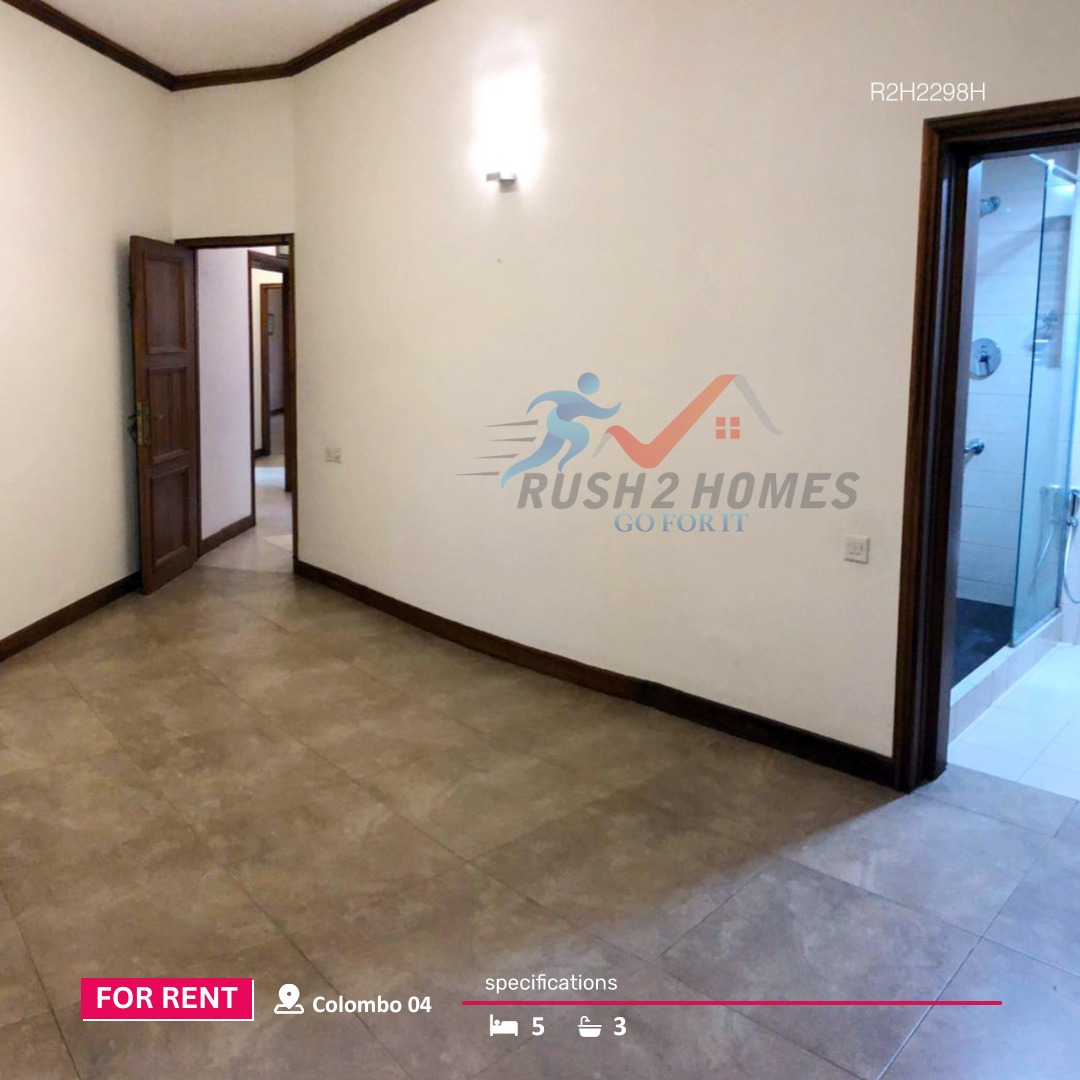 Spacious House in Colombo 04 For Rent in Prime location