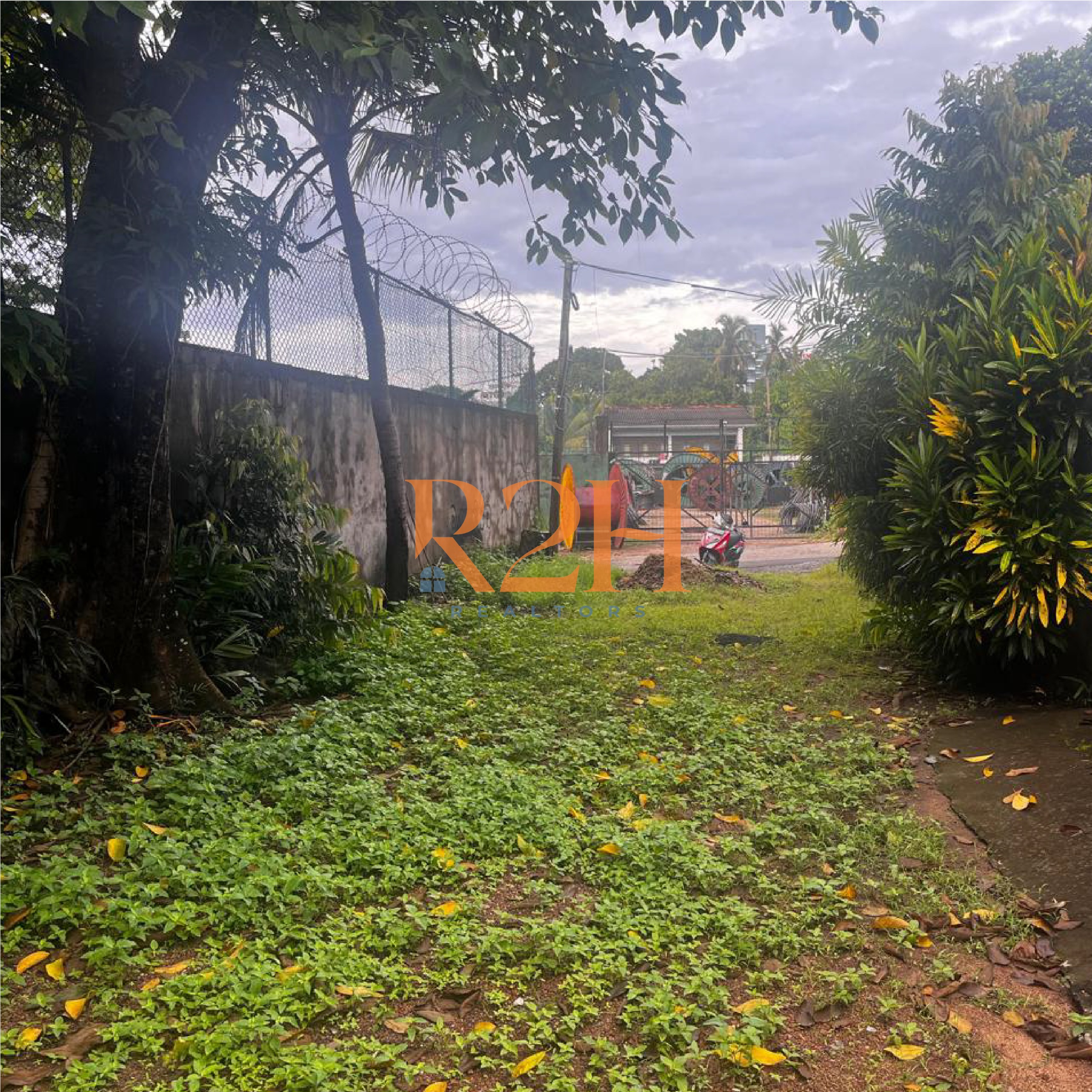 Bare Land for Sale in Pamankade, Colombo 6