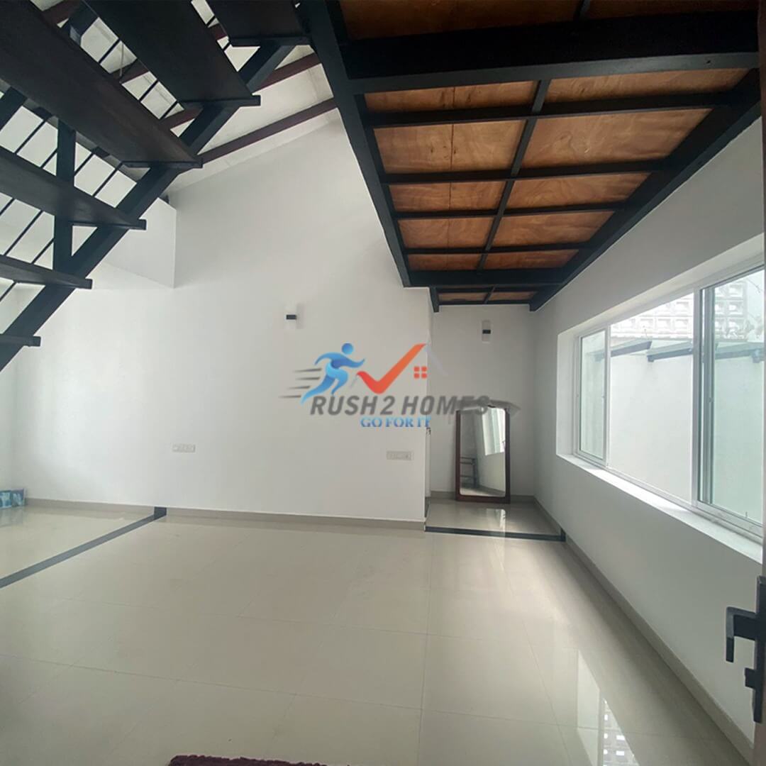 3 Storey House for Sale in Kohuwala