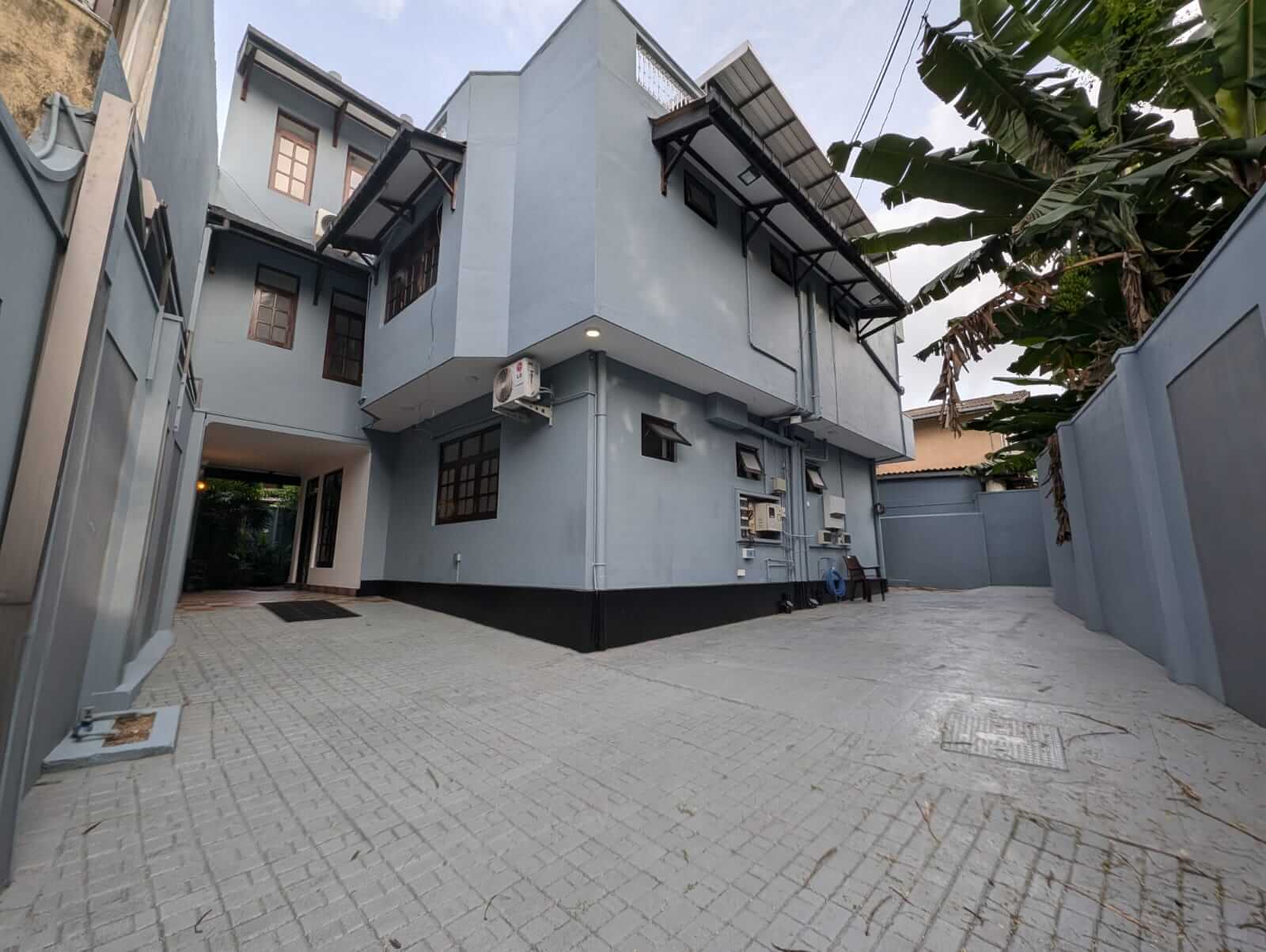 3 Story House for Sale on Dutugemunu Street, Kohuwala