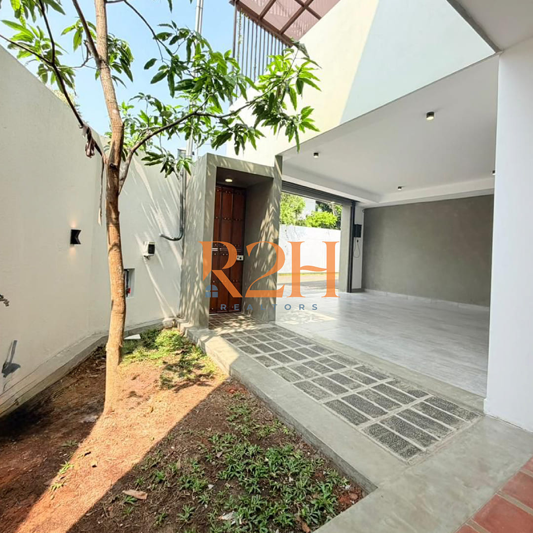 Modern 2-Storey House for Sale in Attidiya