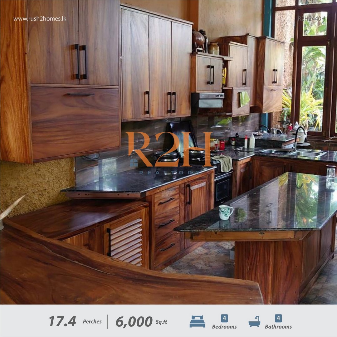 Luxury House for Sale in Battaramulla